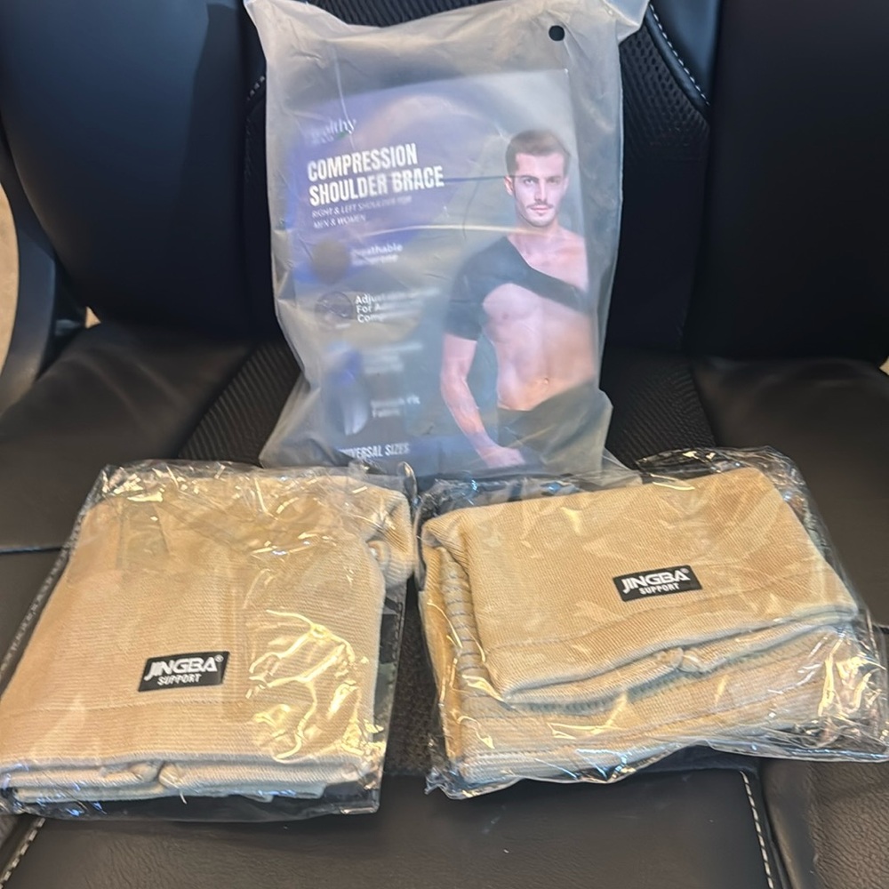 Shoulder compression garments